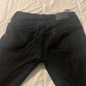 levi’s 311, width 28 in, length 32 in. in good condition